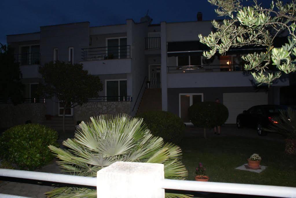 זאדאר Apartmani Ukalovic מראה חיצוני תמונה
